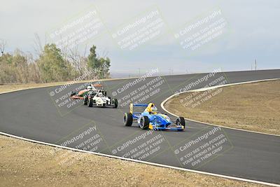 media/Jan-26-2025-CalClub SCCA (Sun) [[cfcea7df88]]/Group 2/Race/